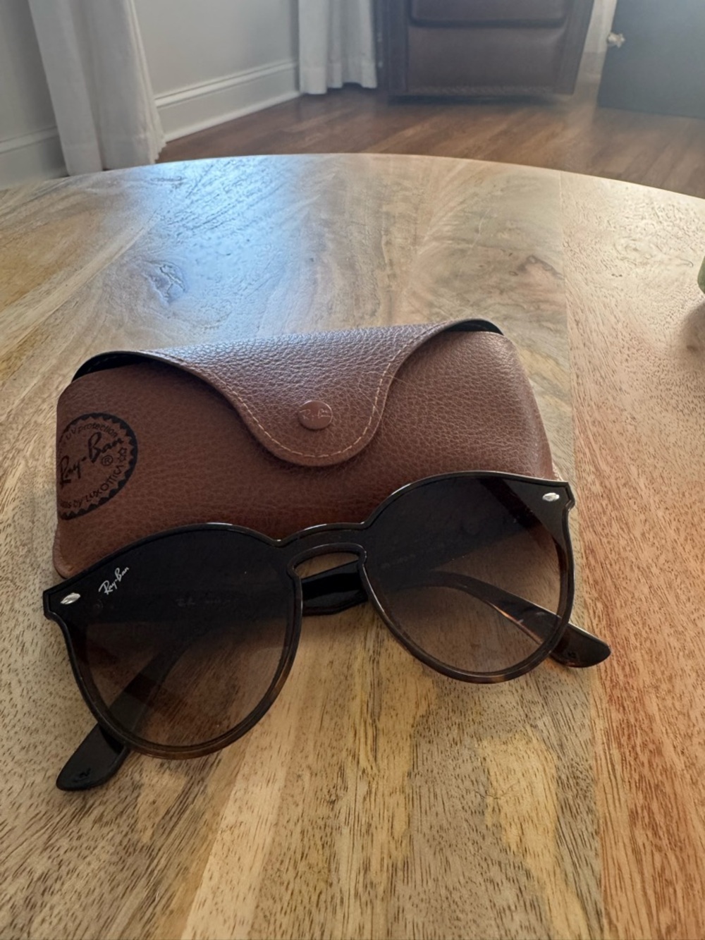Ray-Ban Brown Round Frame Sunglasses with Gradient Lenses